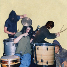 gang-gang-dance-2 Gang Gang Dance i endnu et af deres collage-øjeblikke. Denne gang ikke en musisk af slagsen.